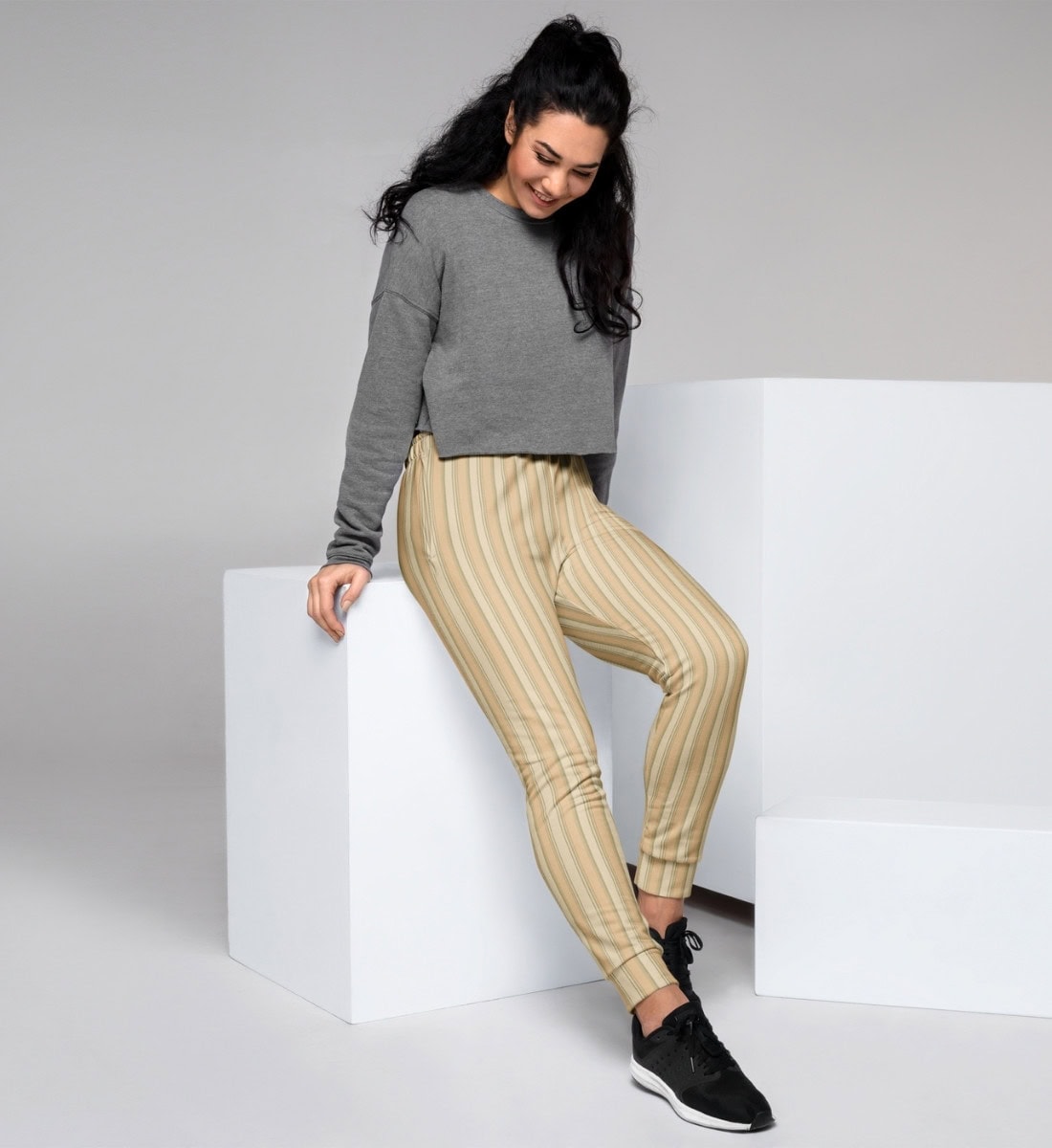 Damen Retro Jogger gestreift