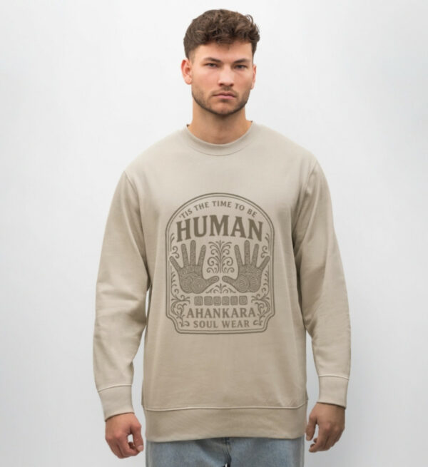 Nachhaltiges Sweatshirt Beige mit Retro Print Human herren