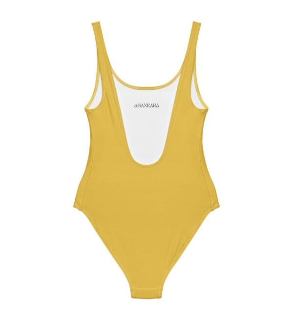 Gelber Retro Badeanzug mit tiefem Rückenausschnnitt