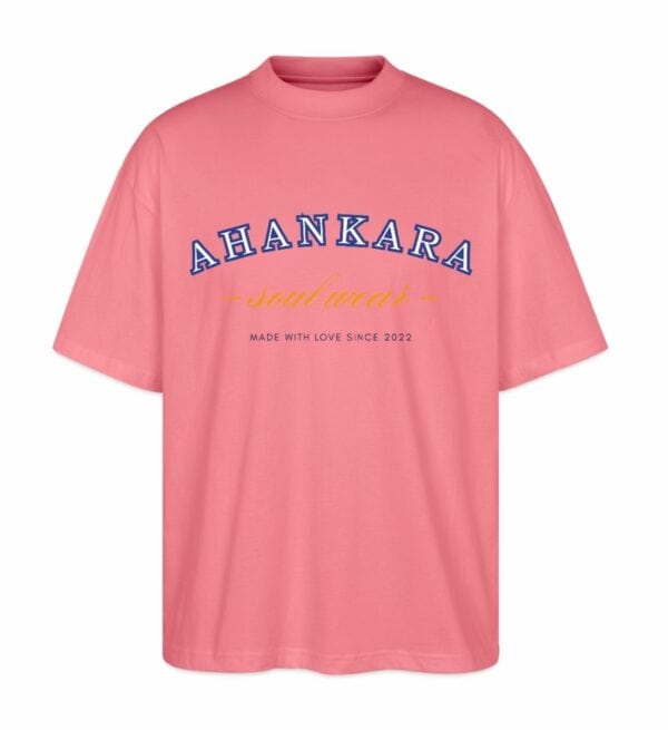 Oversized T Shirt Pink im college style mit blauem und gelben Schriftzug
